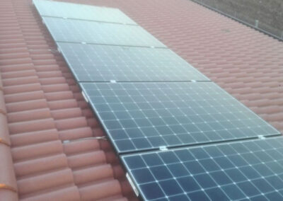 Impianti fotovoltaici moduli Sunpower da 4 kWp su tetto a falda, provincia Padova, inverter monofase Solaredge.