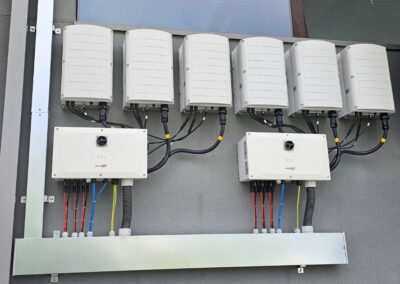 Inverter Omec