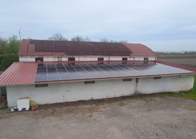 Rifacimento copertura e impianto fotovoltaico in provincia di Ferrara